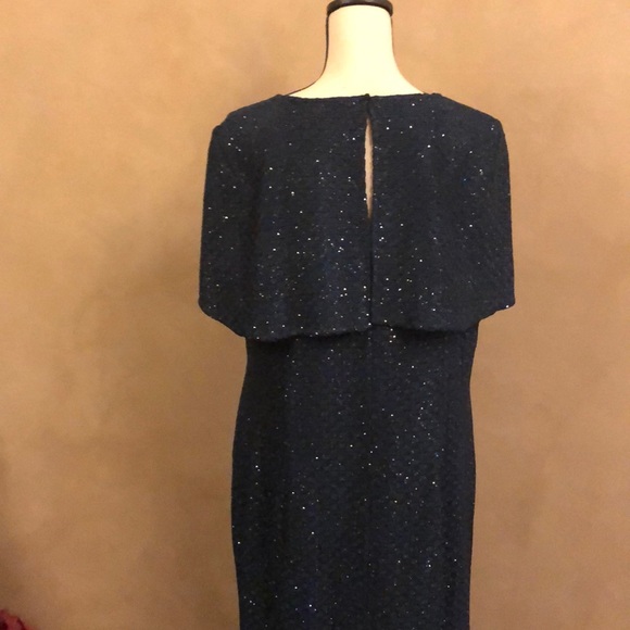 St john gown - Picture 2 of 7